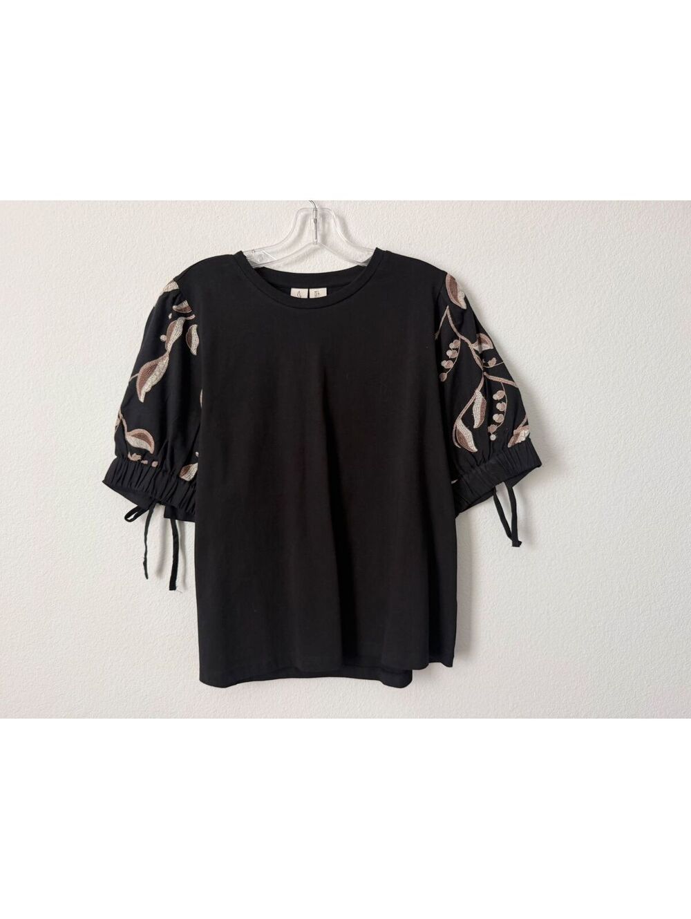 Joie J Floral Embroidered Short Sleeve Round Neck T-Shirt Women's Size L